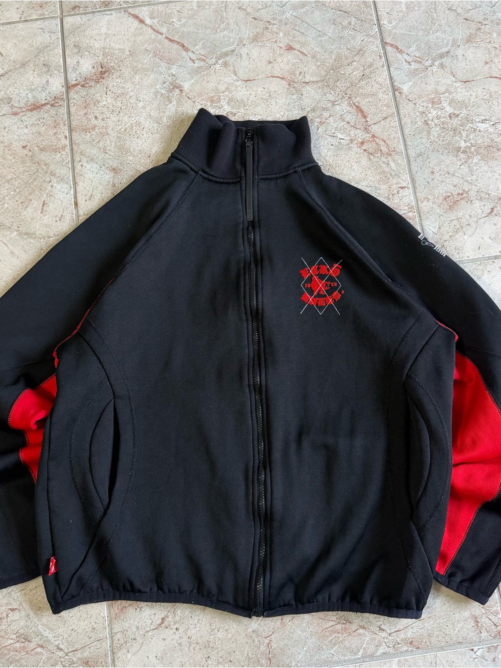 Y2K Ecko Unlimited Black Jacket with Red Sleeve Panels